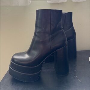 ALDO platform boots